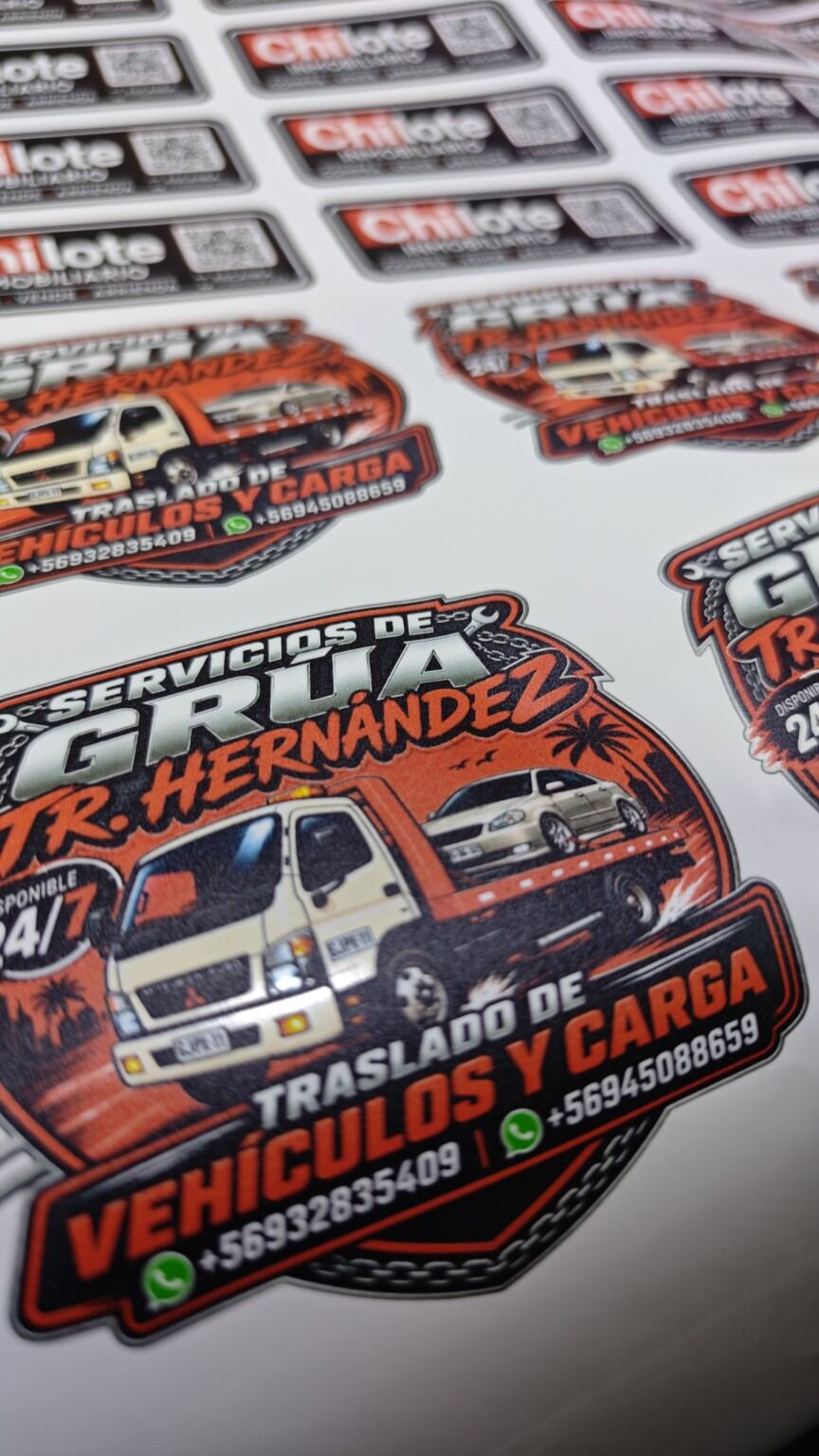 Trabajo real NEMI de stickers con troquel libre